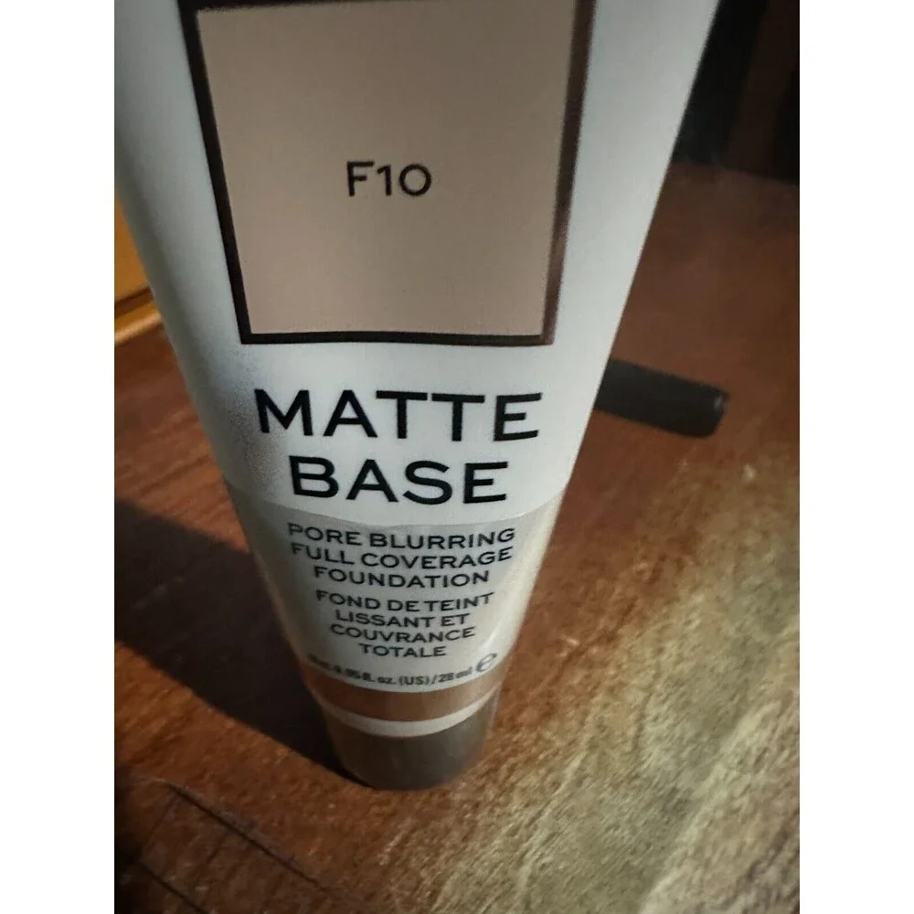 Revolution Matte Base Pore Blurring Full Coverage Foundation F10